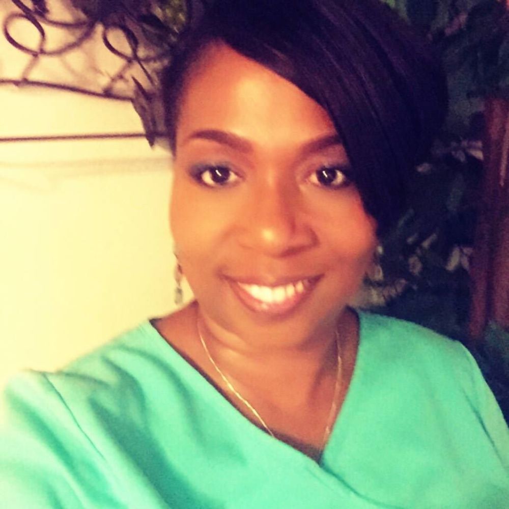 Meet your Posher, Jacqulin y.